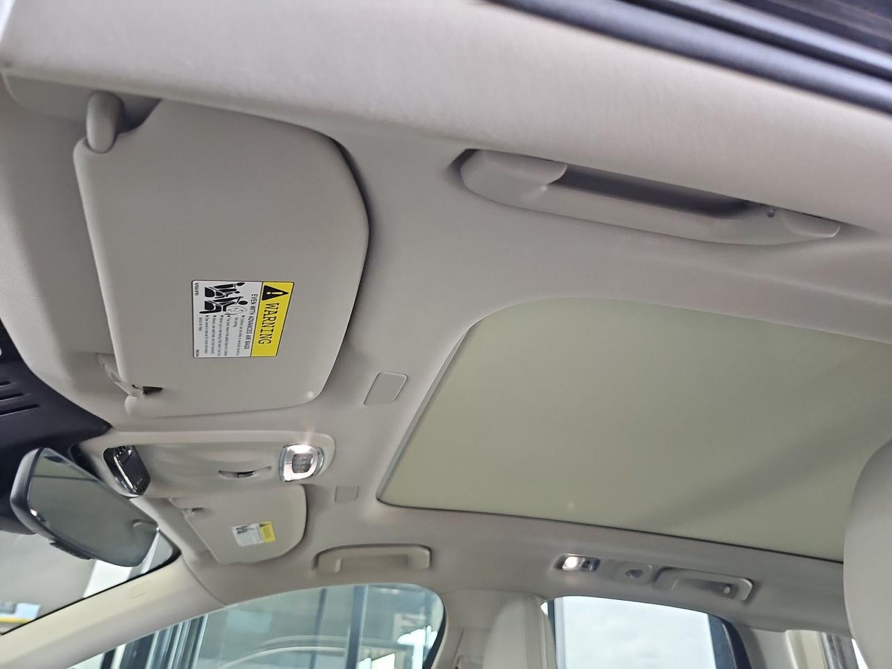 2021 Volvo XC60 INSCRIPTN